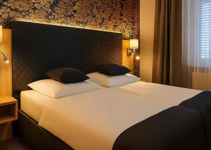 ゲストハウス Falconi コリーン