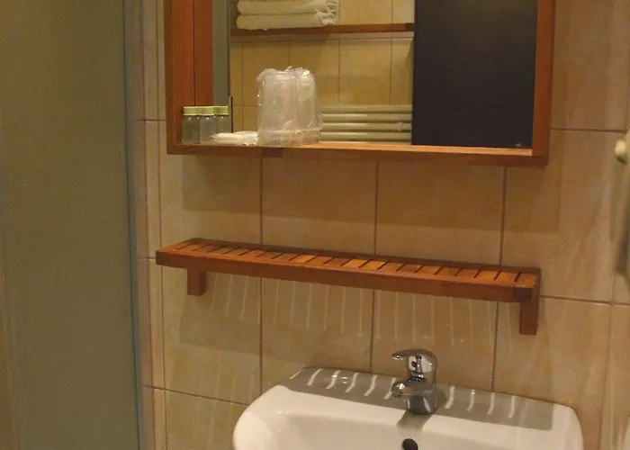 Falconi 3* コリーン